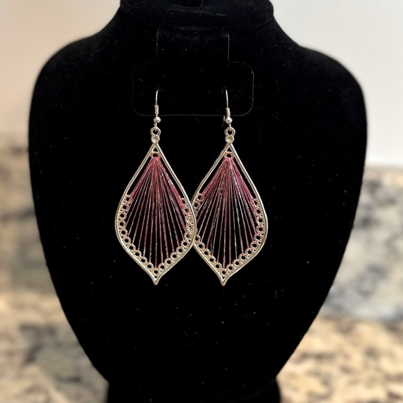 Elegant Silver and Pink Teardrop String Earrings - Picture 1 of 2